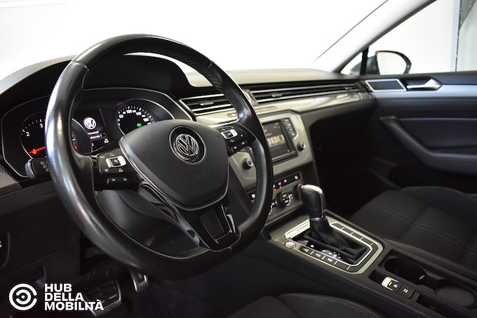 VOLKSWAGEN Passat Business Alltrack 2.0 TDI 190 CV 4MOTION DSG Exec.BMT